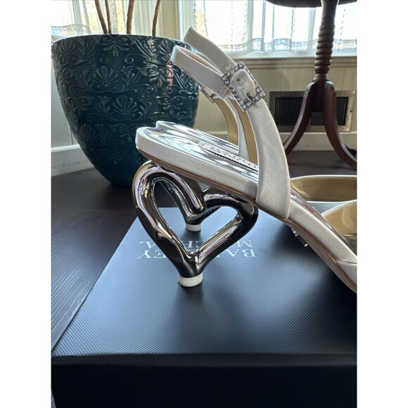 Badgley Mischka Anthropologie Weddings Lucille Heels White Sz 7 - Picture 4 of 6